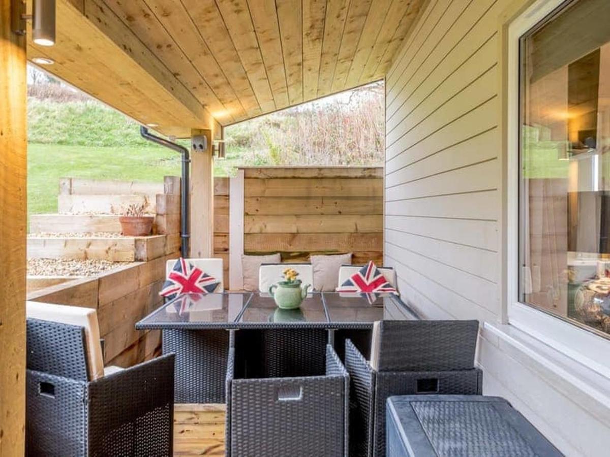 The Hideout, A Detached Lodge, Hot Tub, Heating, Wifi & Parking Long Bredy Exterior photo