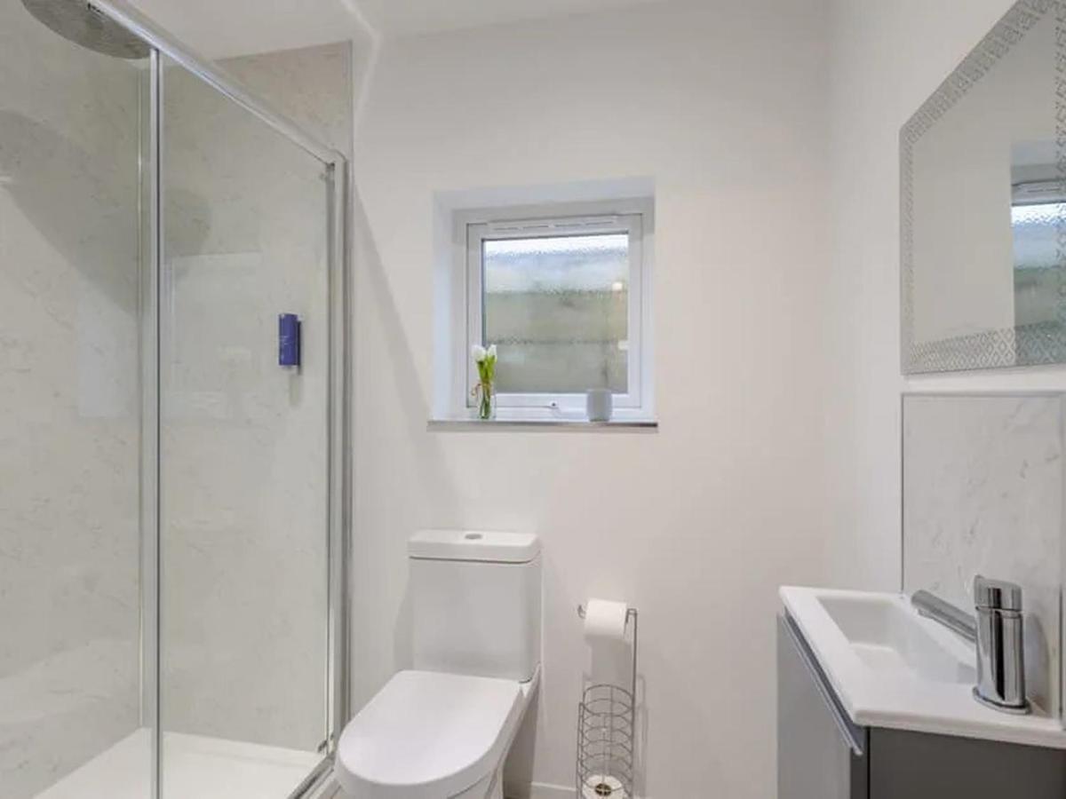 The Hideout, A Detached Lodge, Hot Tub, Heating, Wifi & Parking Long Bredy Exterior photo